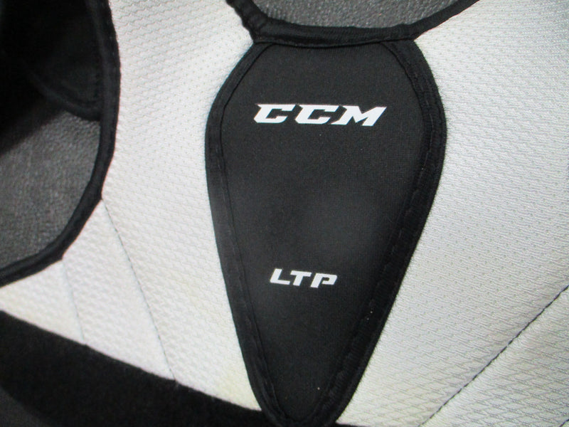 Load image into Gallery viewer, Used CCM LTP Youth Large Hockey Chest Protector
