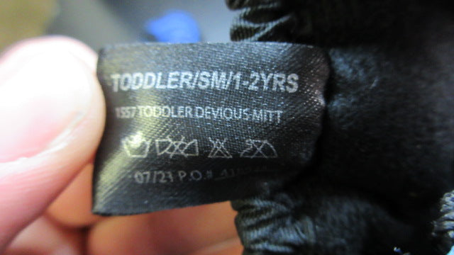 Load image into Gallery viewer, Used Serius Toddler Devious Mitt - Size Small
