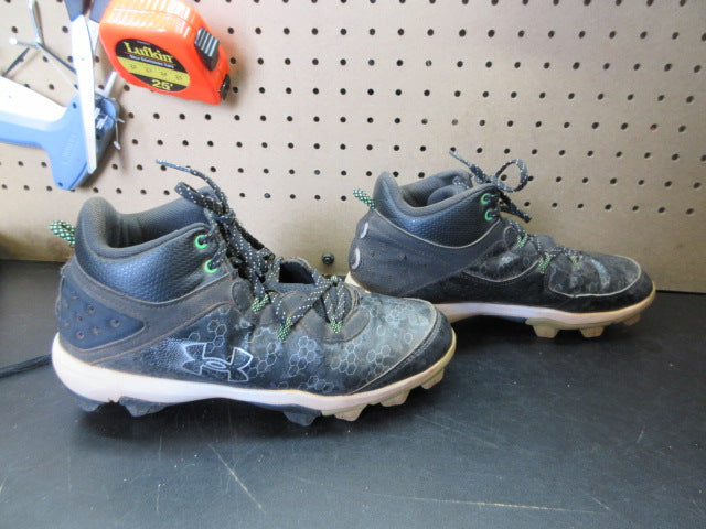 Load image into Gallery viewer, Used Under Armour Harper 8 Mid RM Baseball Cleats - Size Youth 6
