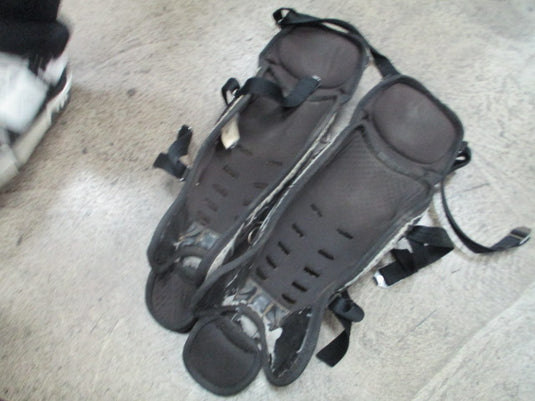 Used Rawlings 16DCW Youth 12-16 Catchers Shin Guards (Has Wear)