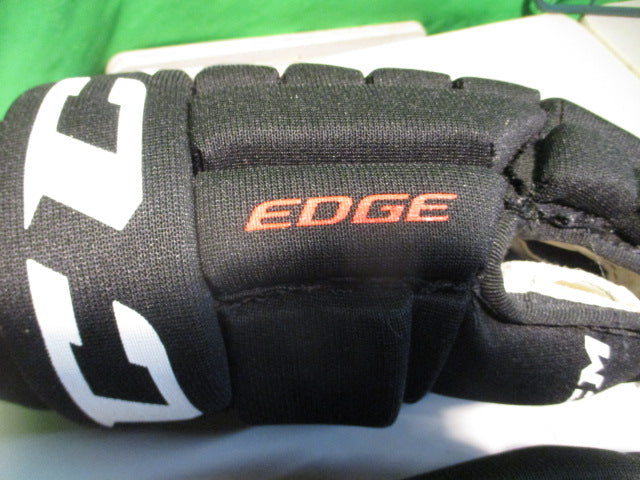 Load image into Gallery viewer, Used CCM Edge SR 13&quot; Hockey Gloves
