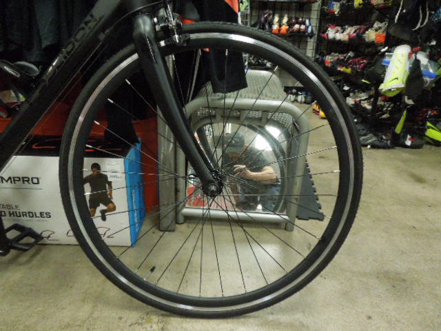Load image into Gallery viewer, Used Poseidon Triton Aluminum Frame 700cc Endurance Road Bike
