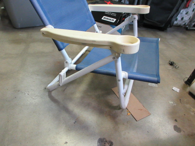 Load image into Gallery viewer, Used Rio Brands Beach Chair
