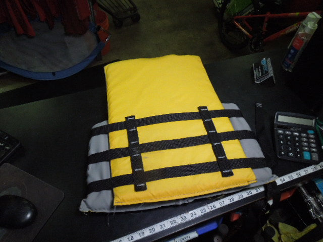 Load image into Gallery viewer, Used Stearns Adult Watersport Classic Series Life Vest

