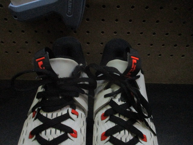 Load image into Gallery viewer, Used Nike LeBron Witness 5 Pure Platinum Light Dew - Size 7.5
