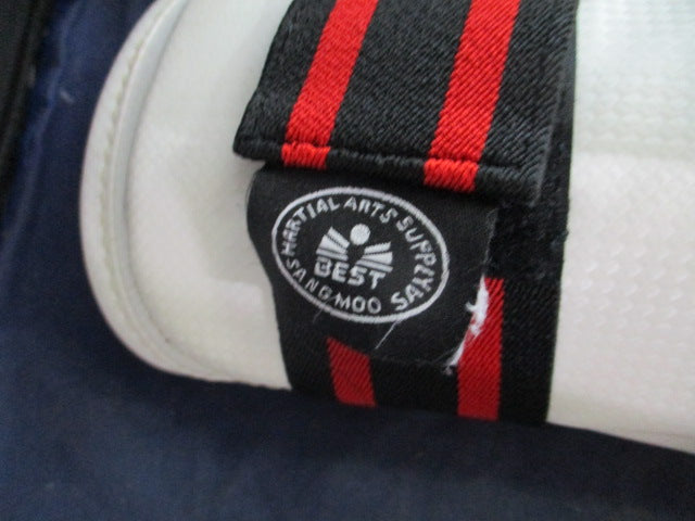 Load image into Gallery viewer, Used San Moo Sa Martial Arts Supply Detachable Shin Guards w/ Instep Size Small
