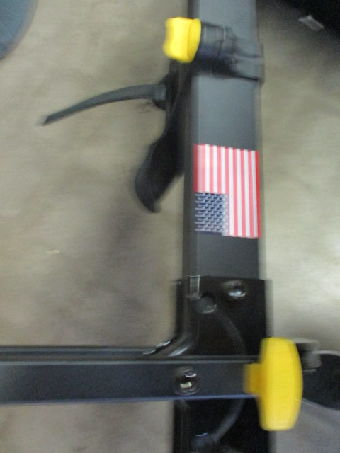 Load image into Gallery viewer, Used SARIS freedom 2 Bike Hitch Rack
