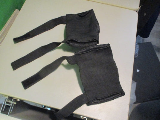 Used Skate Knee Pads Size Medium
