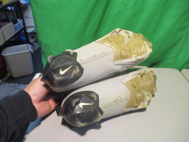 Load image into Gallery viewer, Used Nike Vapor Size 10 Football Cleats
