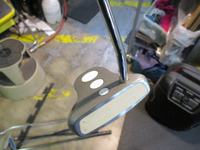Load image into Gallery viewer, Used Enterprise RH 35&quot; 3 Ball Putter
