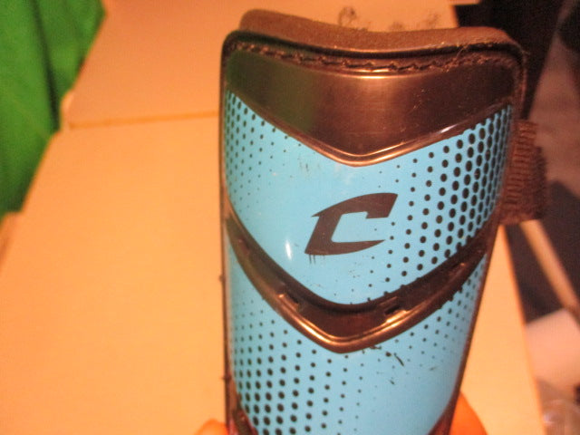 Load image into Gallery viewer, Used Champro SSG8B Size XS Shin Guards
