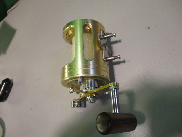 Load image into Gallery viewer, Used Shimano Designed For Professionals Triton mark II Gold FISHING REEL
