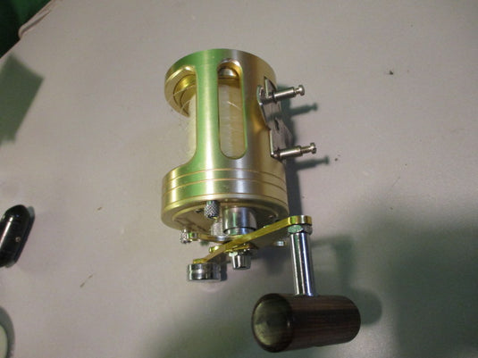 Used Shimano Designed For Professionals Triton mark II Gold FISHING REEL