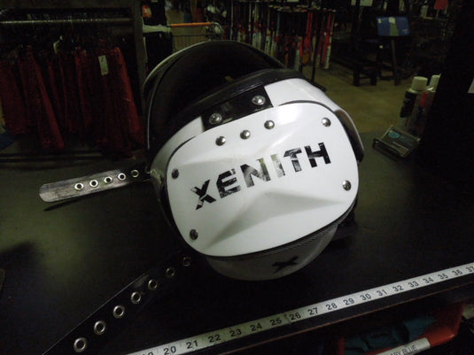 Used Xenith Element Skill Lineman Shoulder Pads Size Medium 18-19"