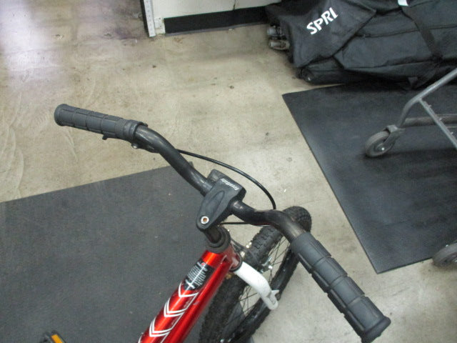 Load image into Gallery viewer, Used RoyalBaby 18&quot; Kids Bicycle W/ Training Wheels
