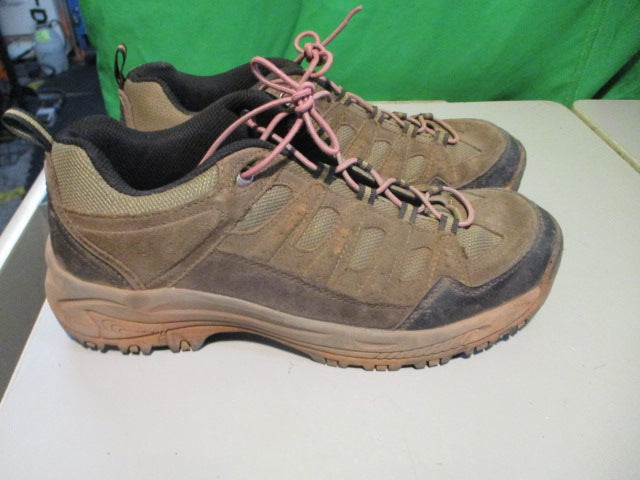 Load image into Gallery viewer, Used Denali Size 9 Hiking Shoes
