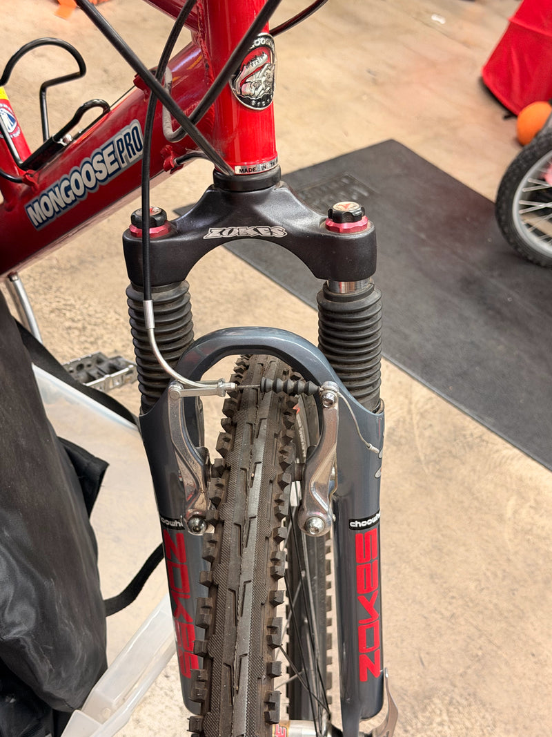Load image into Gallery viewer, Used Mongoose Zero G Pro 24 Speed Full Suspension Mountain Bike

