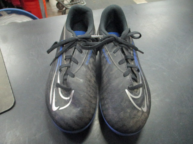 Load image into Gallery viewer, Used Nike Phantom Black Cleats Size 3.5
