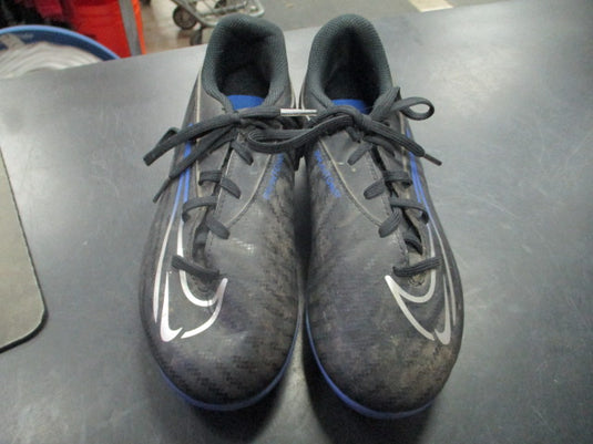 Used Nike Phantom Black Cleats Size 3.5