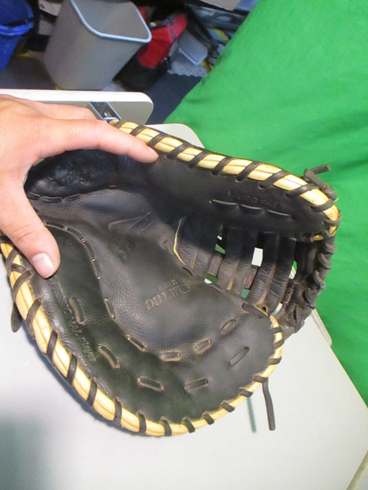 Used Rawlings Gamer Series 12
