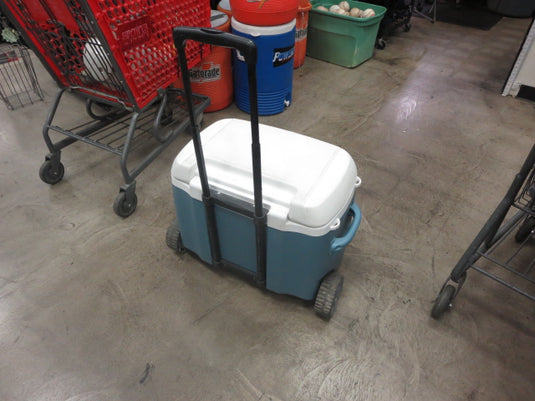 Used Igloo Rolling 58L Ice Chest with Extending Handle