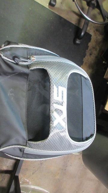 Load image into Gallery viewer, Used STX Challenger 36&quot; Equipment Bag - small stain in bag
