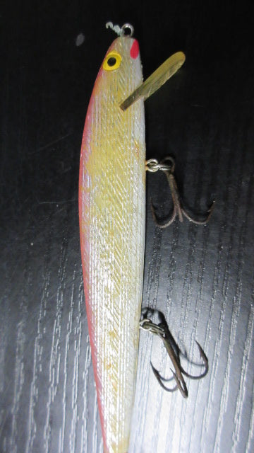 Used Pink & Silver Fishing Lure - snapped on end