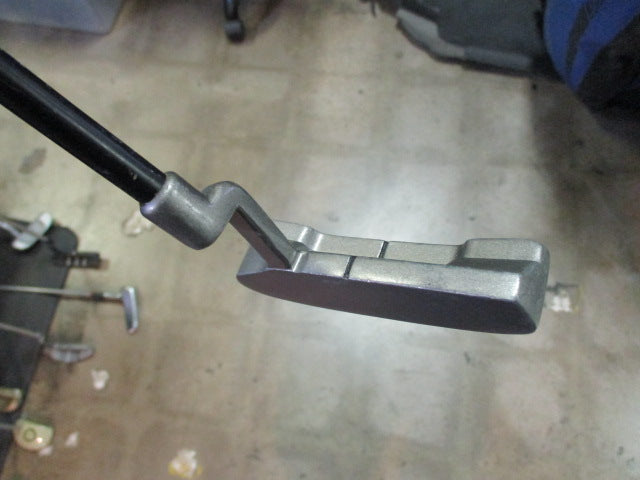 Load image into Gallery viewer, Used Pinseeker JR RH 25&quot; Putter
