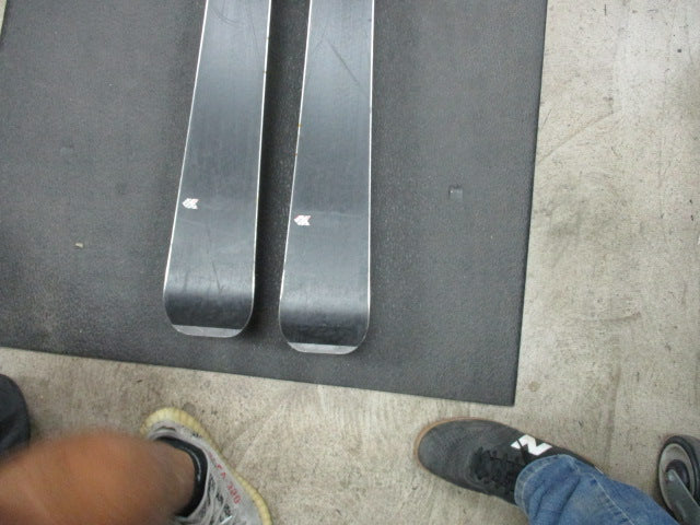 Load image into Gallery viewer, Used Rossignol Experience 178Cm downhill skis With Bindings
