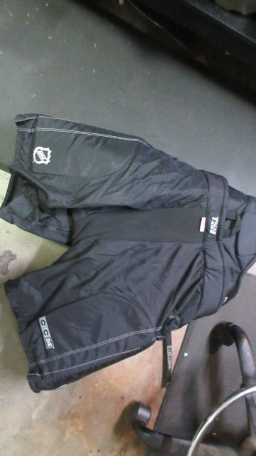 Load image into Gallery viewer, Used CCM Tacks 492 Hockey Breezers - Black
