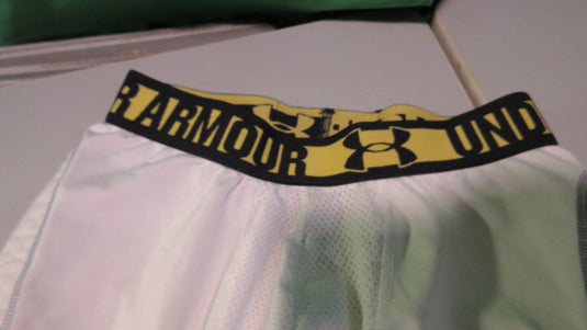 Used Under Armour Size Youth Medium Padded Compression Shorts