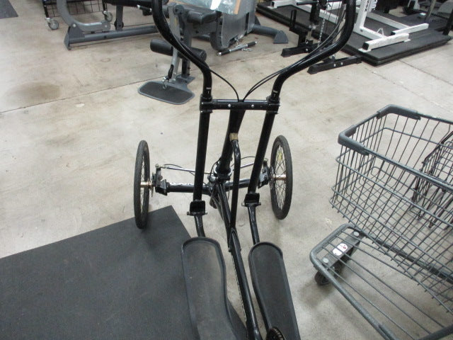 Load image into Gallery viewer, Used Street Strider 8S  Elliptical Bicycle
