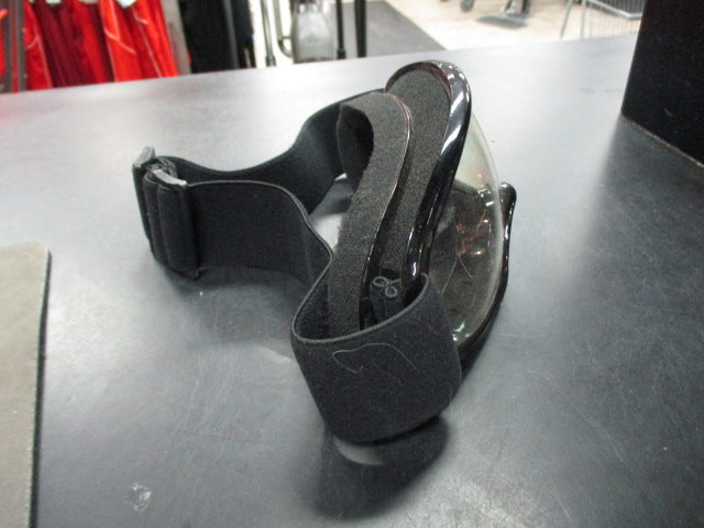 Load image into Gallery viewer, Used Youth Black Motorcross Goggles
