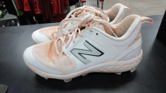 Used New Balance 3000 Size 8.5 Baseball Cleats