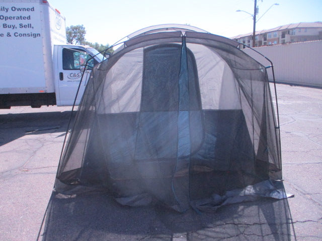 Load image into Gallery viewer, Used Portal Cabin Tent w/ Screen Porch
