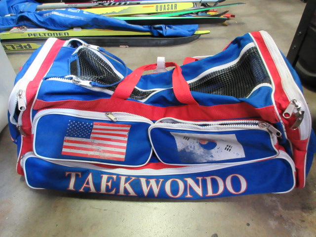 Load image into Gallery viewer, Used ATA  Taekwondo Duffle Bag  *HOLE SHOWN IN PICTURES*

