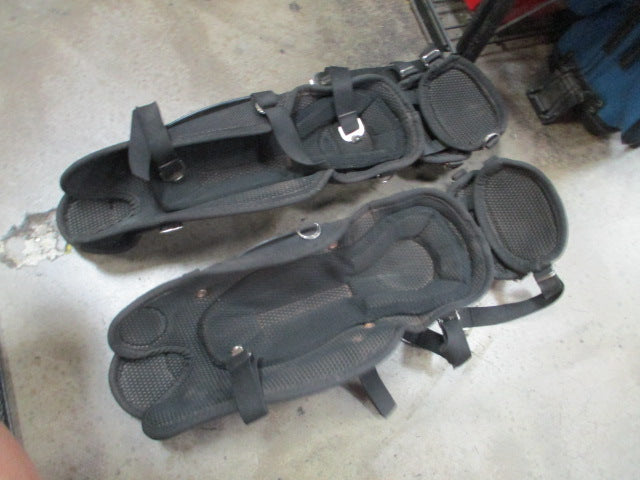 Load image into Gallery viewer, Used Easton Youth Catchers Shin Guards
