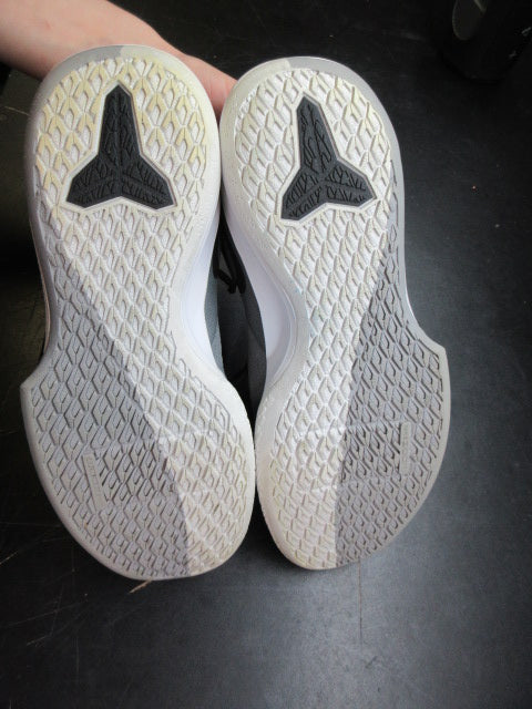 Load image into Gallery viewer, Used Nike Kobe Mamba Fury TB Sneakers - Size 8
