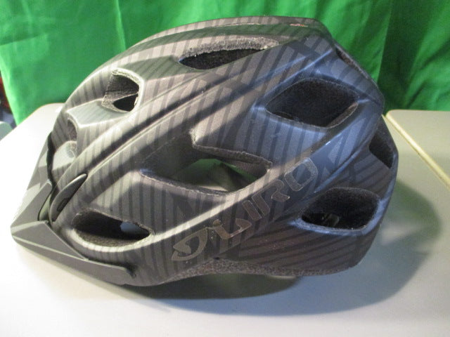 Load image into Gallery viewer, Used Giro Hex Bicyce Helmet Size 55-59cm
