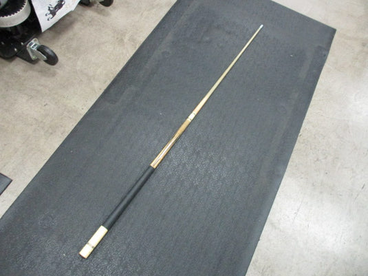 Used Players VII 2 Piece Pool Cue