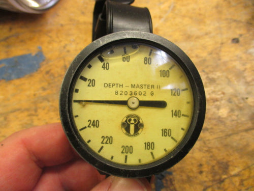 vintage depth master Scuba depth watch II b203602 g