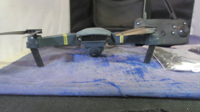 Load image into Gallery viewer, Used Quadcopter Drone w/ Camera
