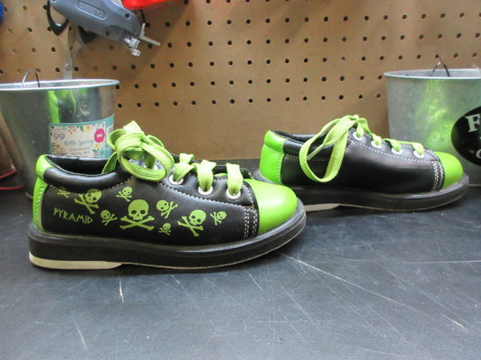 Used Pyramid Men's Skull Bowling Shoes - Size Youth 12