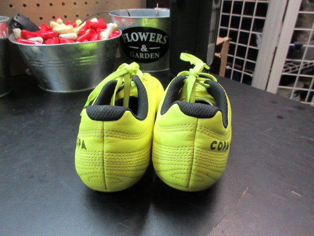 Load image into Gallery viewer, Used Adidas Kids' Copa 19.4 Soccer Cleats - Size 3
