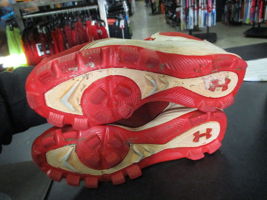 Used Under Armour Leadoff Mid Size Youth 4.5 Cleats