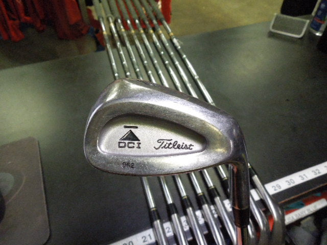 Load image into Gallery viewer, Used Titleist DCI 962 9pc Right Hand Iron Set 3-9 Iron and S,P-Wedge
