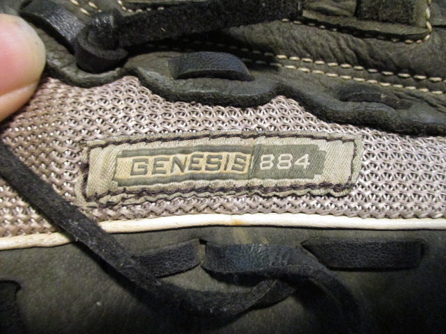 Load image into Gallery viewer, Used Louisville Genesis 10&quot; Baseball Glove
