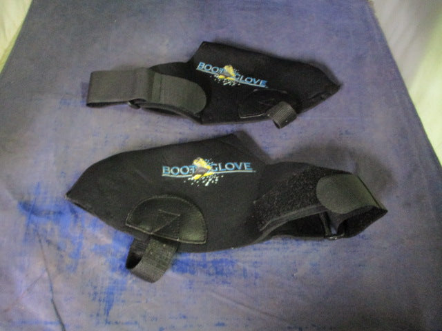 Load image into Gallery viewer, Used Neopren Ski Boot Glove - Keeps your toes Warm :)

