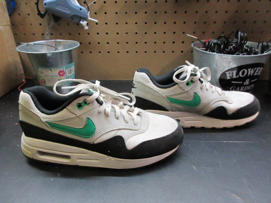 Used Nike Air Max 1 Sneakers - Size Youth 6