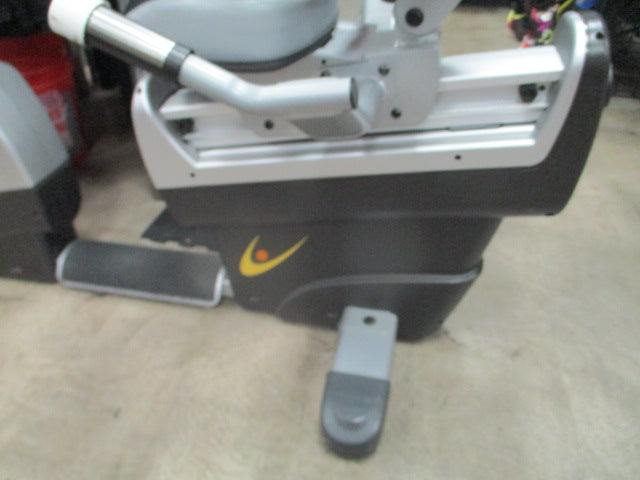 Load image into Gallery viewer, Used Lamar Fitness Recumbent Bike
